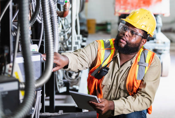 Best Affordable Emergency Electrician  in Pensacola, FL
